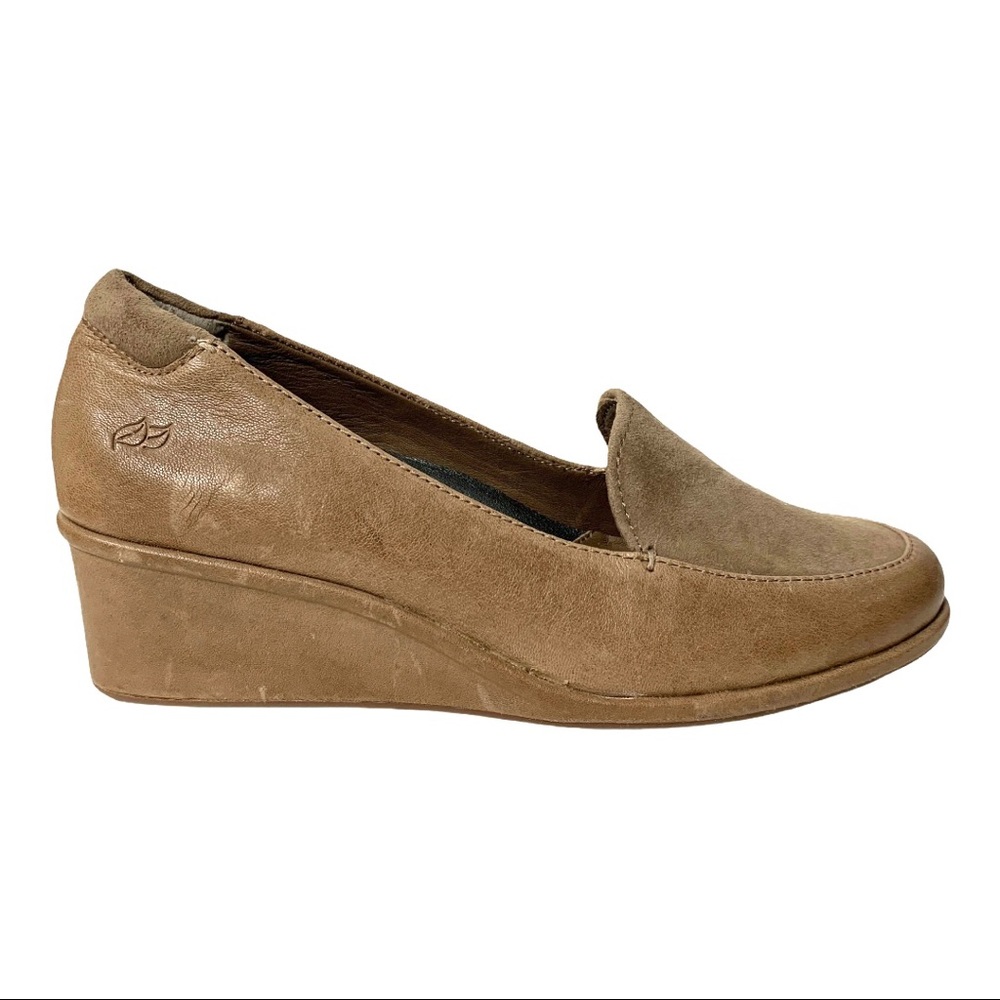 Nurture by Lamaze Women’s wedge closed toe shoes